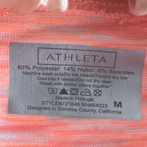 Like New Athleta Fast track 1/4 zip orange pullover medium w/ reflective details - Picture 2 of 4
